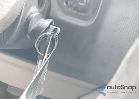 2010 Ford E-350 Super Duty Xl/Xlt z USA, uszkodzony, nr VIN 1FBNE3BL6ADA06786